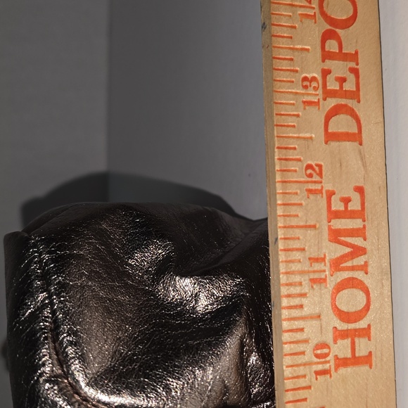 Elliot Lucca Metallic Leather Hobo Shoulder Purse - Picture 14 of 16